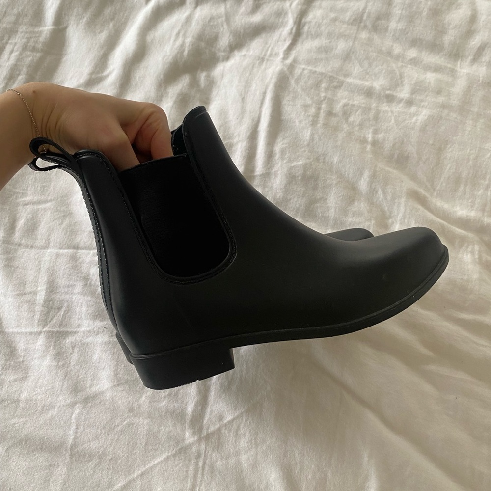 Women's Black Chelsea Rain Boots